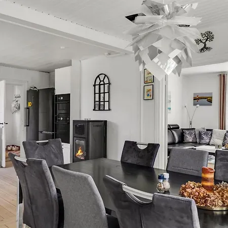 Melba - 13km From The Sea By Interhome Nyaraló